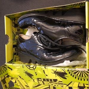 Black Patent Fly London Lace-up Brogues Size 40/9.